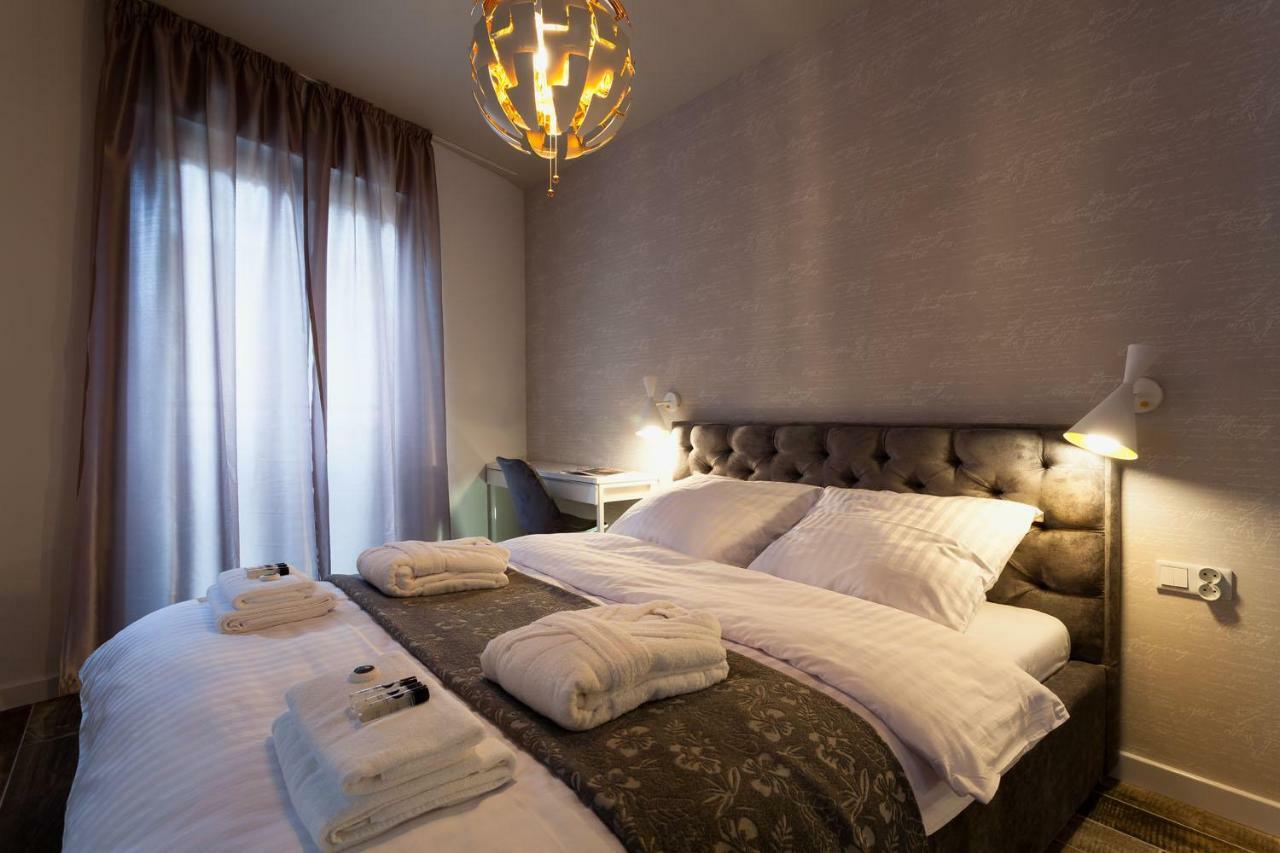 City Of The Kings Piano Apartment คราคูฟ ภายนอก รูปภาพ